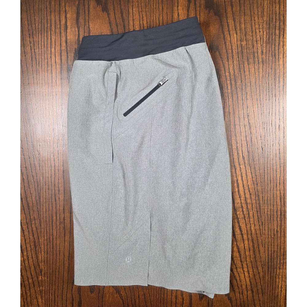 Lululemon T.H.E. Shorts Mens XL Gray Black Linerless 9 Inseam Training Gym - Picture 3 of 6